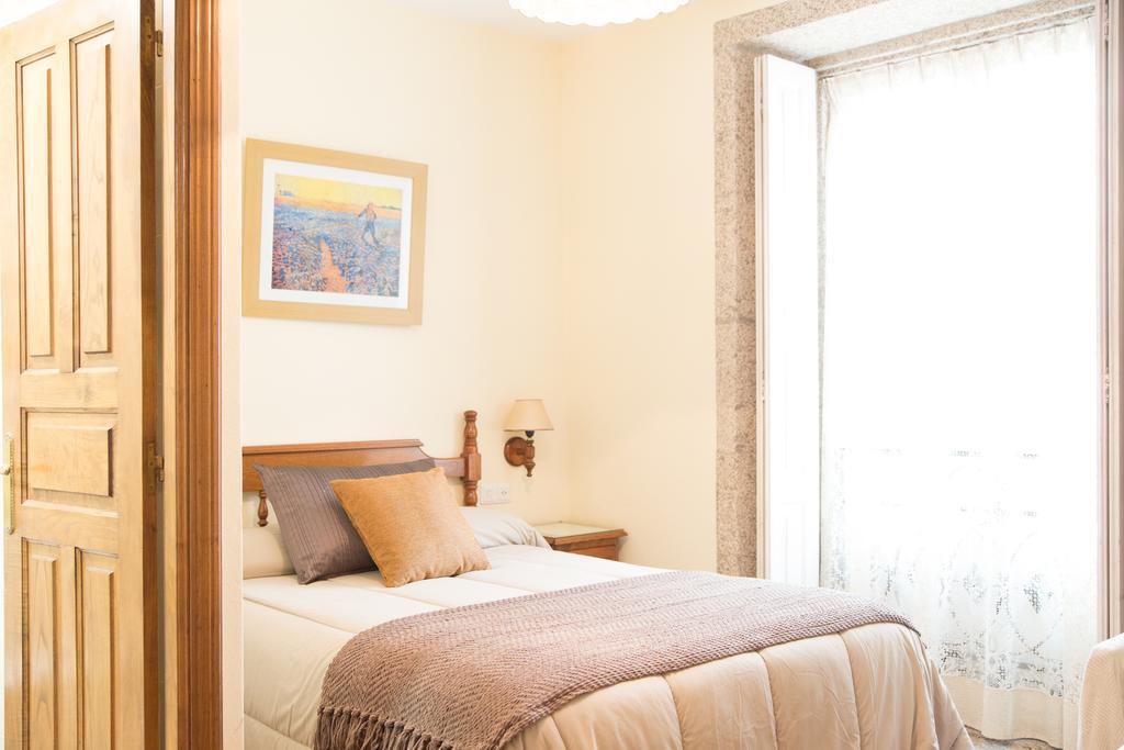 Linares Rooms Santiago de Compostela Exterior foto